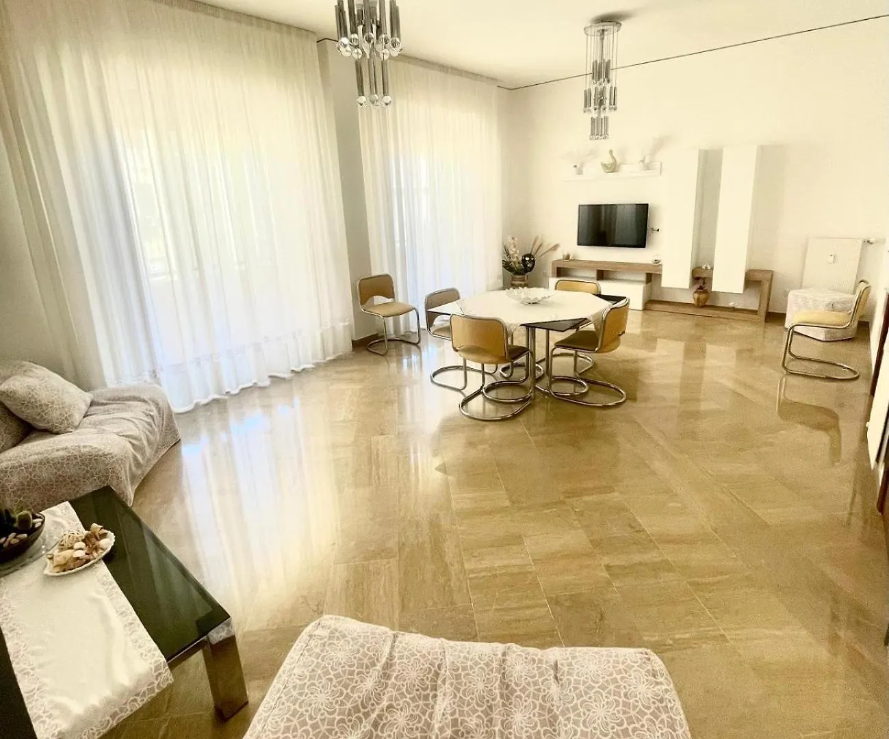 Apartment Home Sisters Trapani