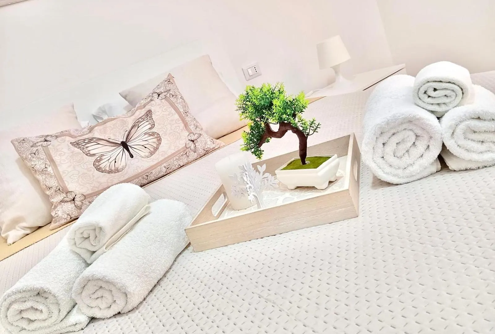 Apartment Home Sisters Trapani